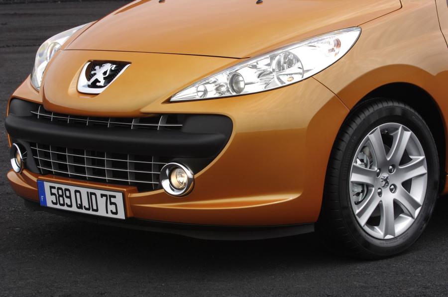  Peugeot 207 2006 года  (фото 115 из 180)